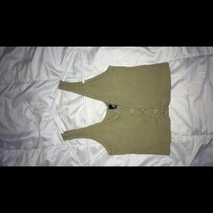 Urban outfitters cropped tank w buttons